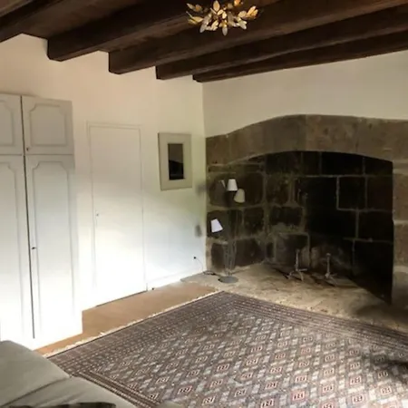 Holiday home Le Chevalier - Maison Et Jardin Face A La Montagne