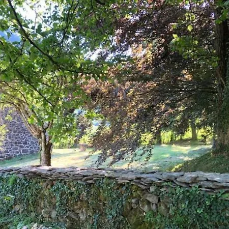 Holiday home Le Chevalier - Maison Et Jardin Face A La Montagne